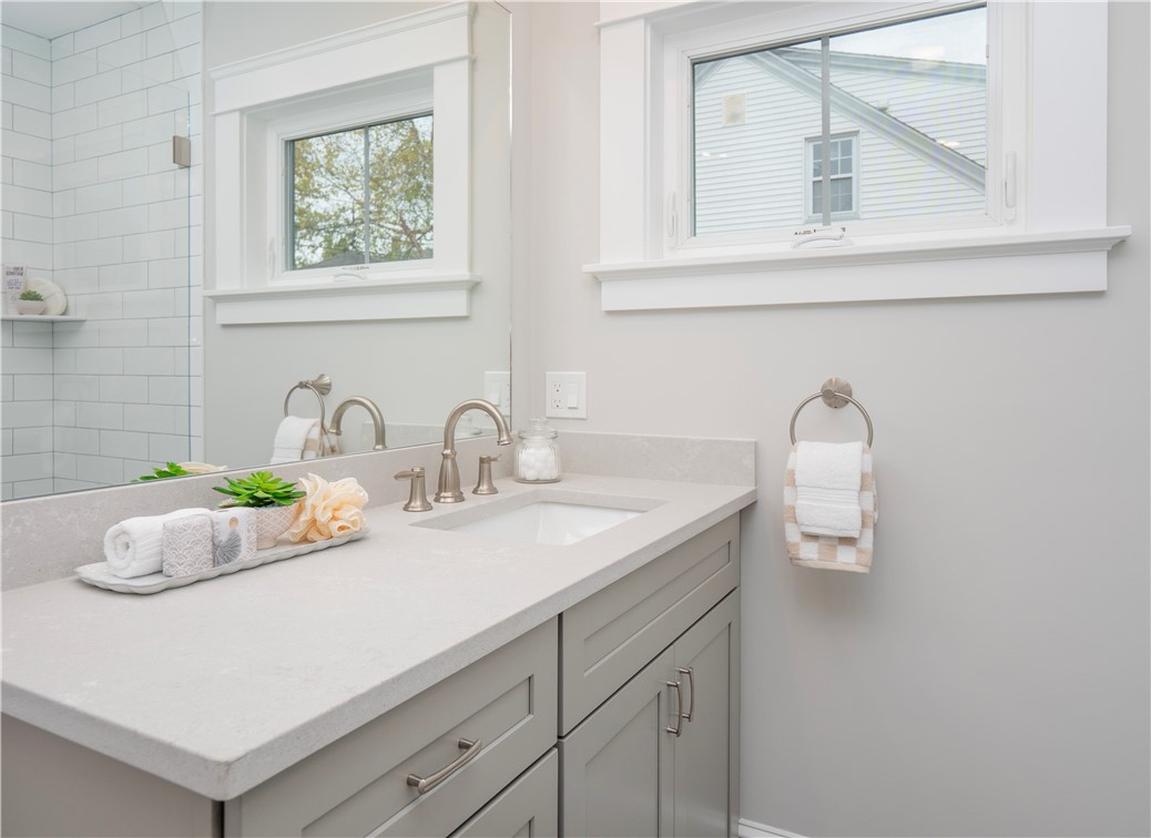 103 Champlin N Place