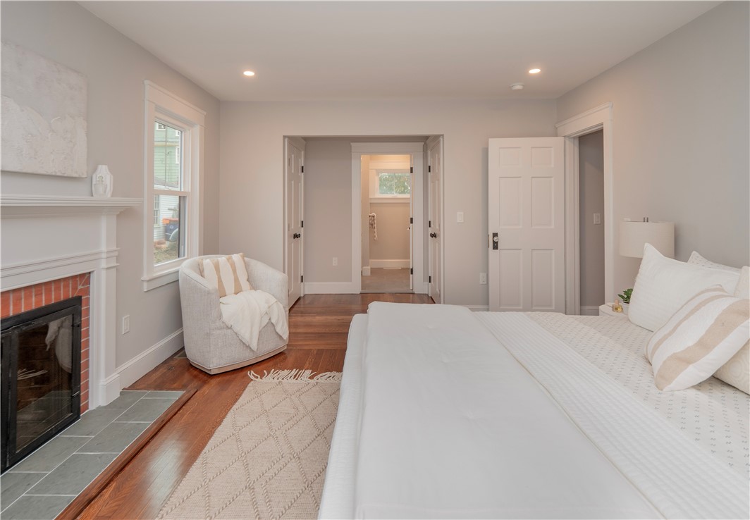 103 Champlin N Place