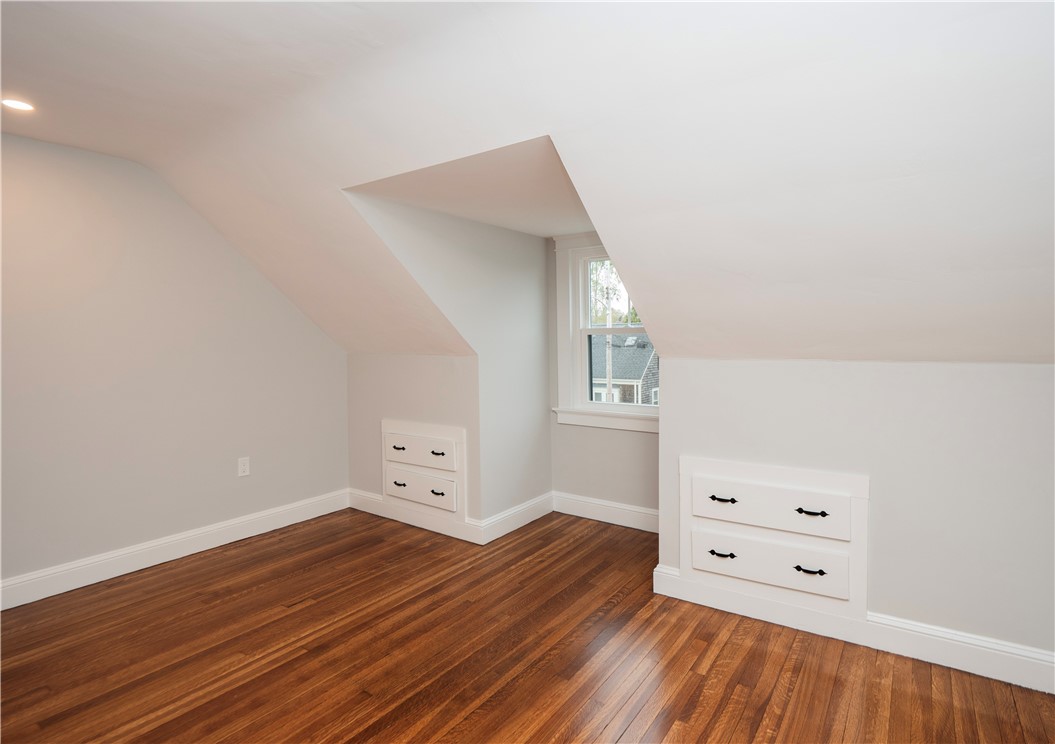 103 Champlin N Place