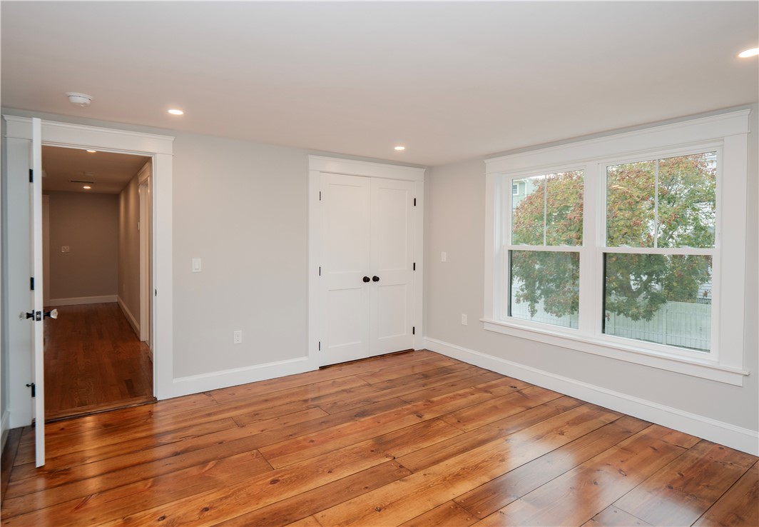 103 Champlin N Place