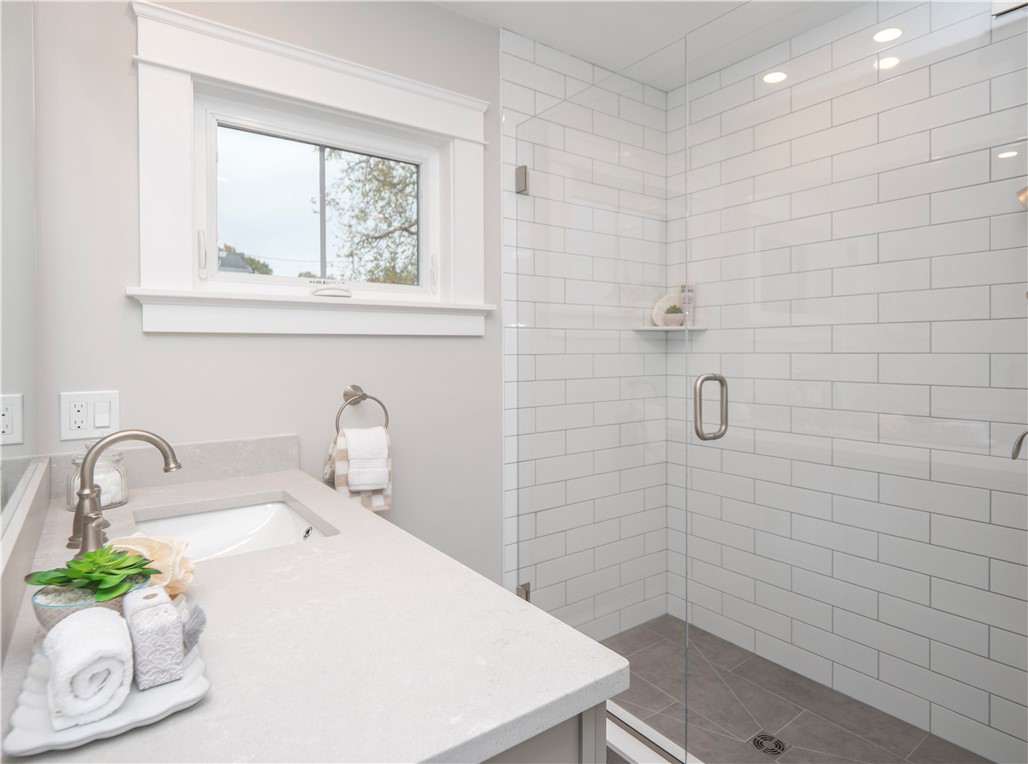 103 Champlin N Place