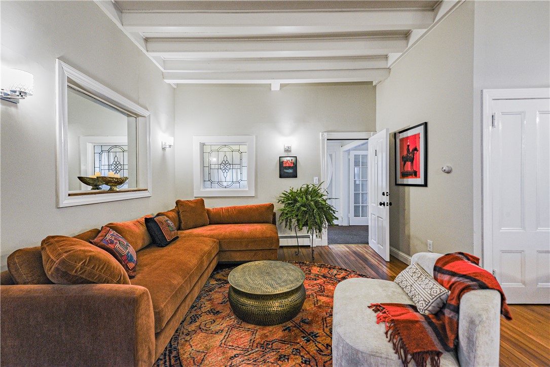 7 Mt. Vernon Street 1