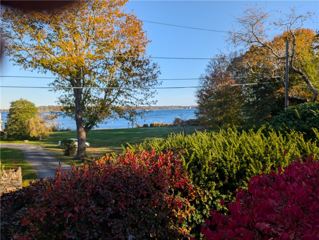 25 WATERWWAY Drive B