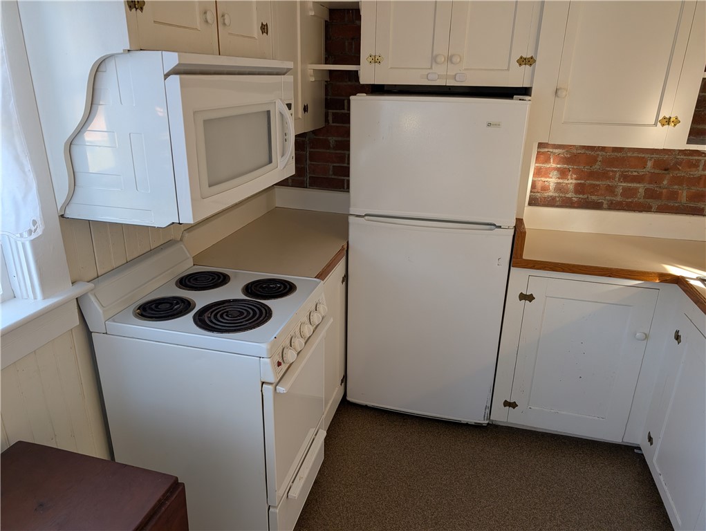 25 WATERWWAY Drive B