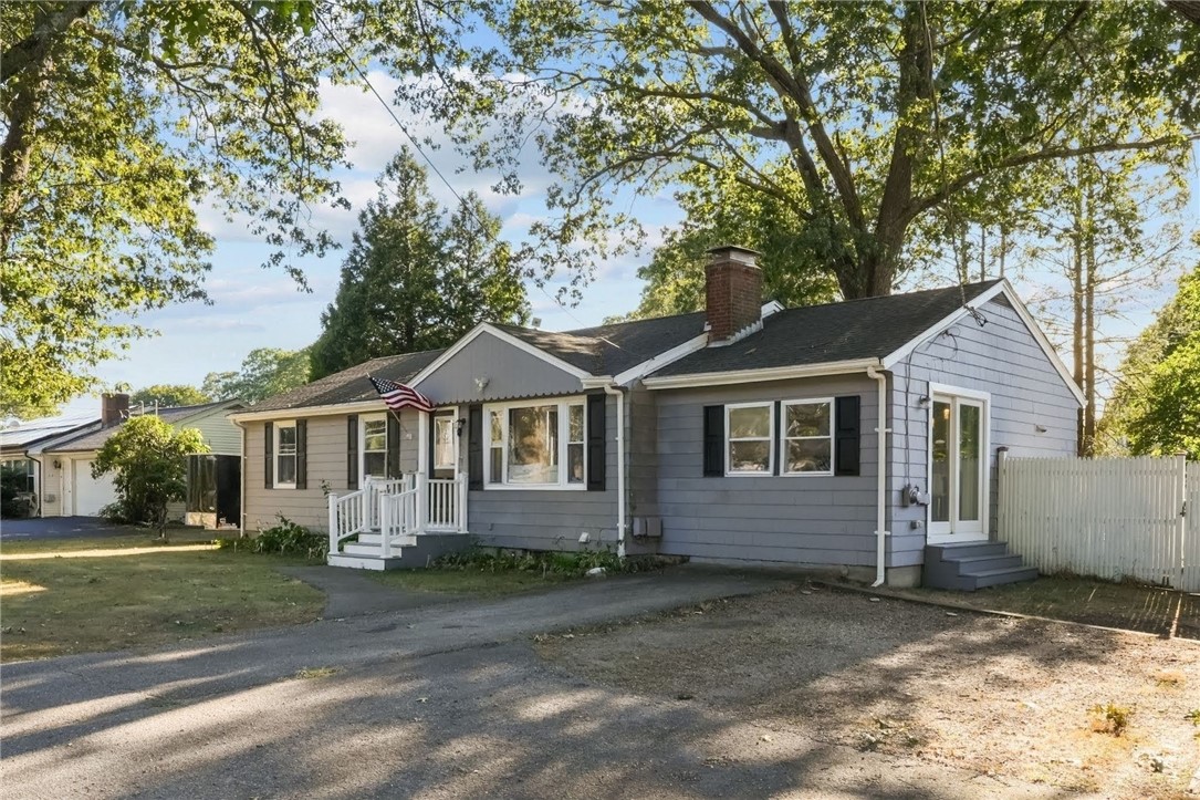 21 Lake Drive