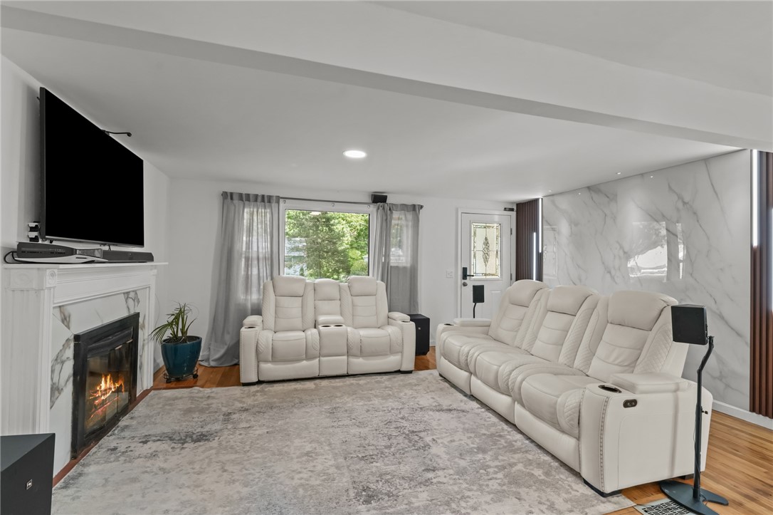 21 Lake Drive