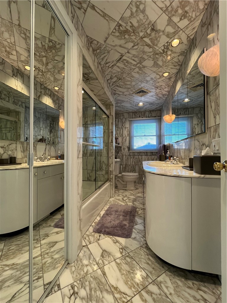 17 Chartier Circle