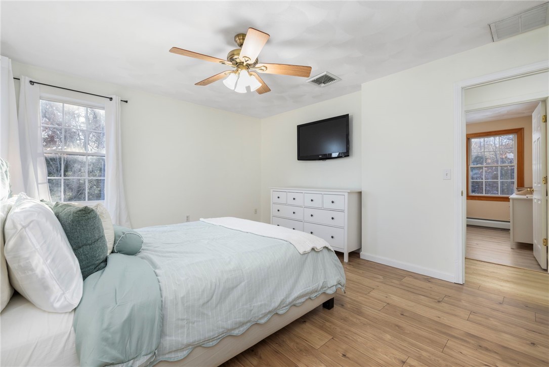 13 Foster Farm Drive