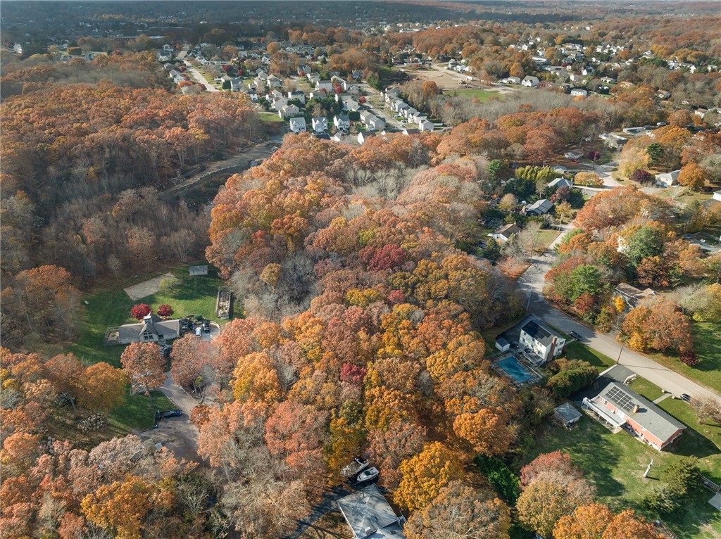 0 Off Iroquois Avenue