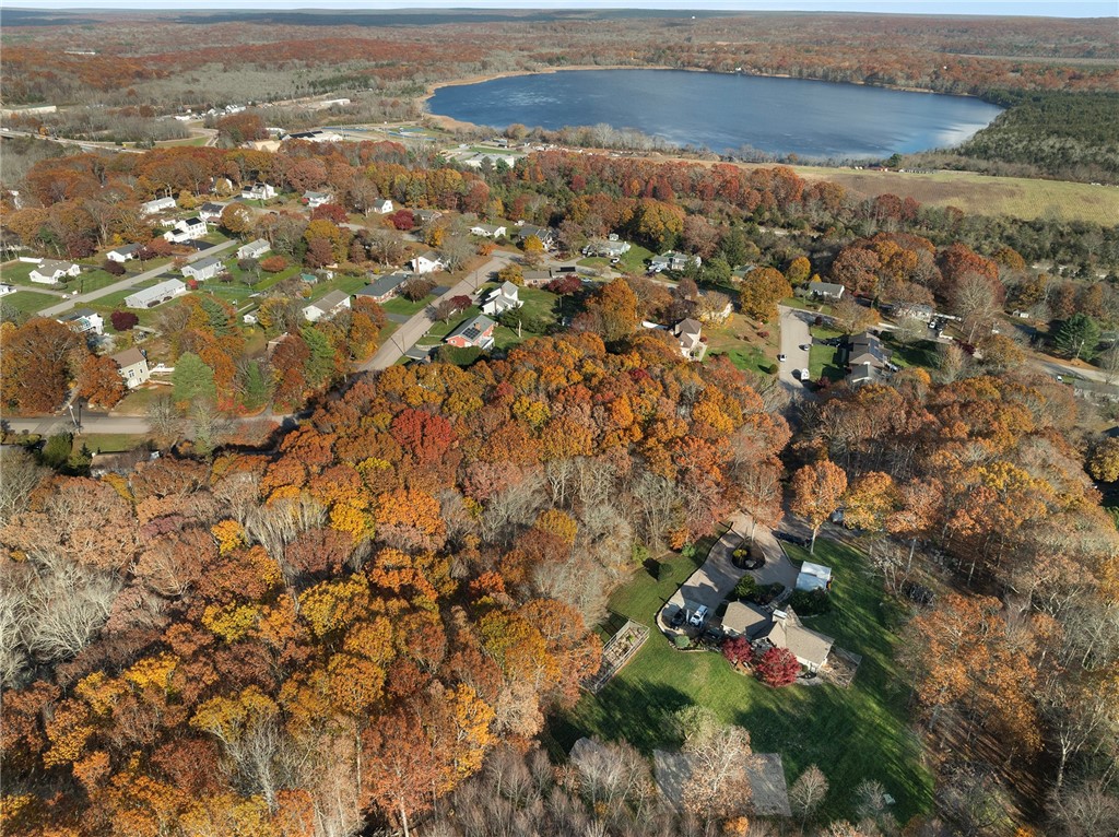 0 Off Iroquois Avenue