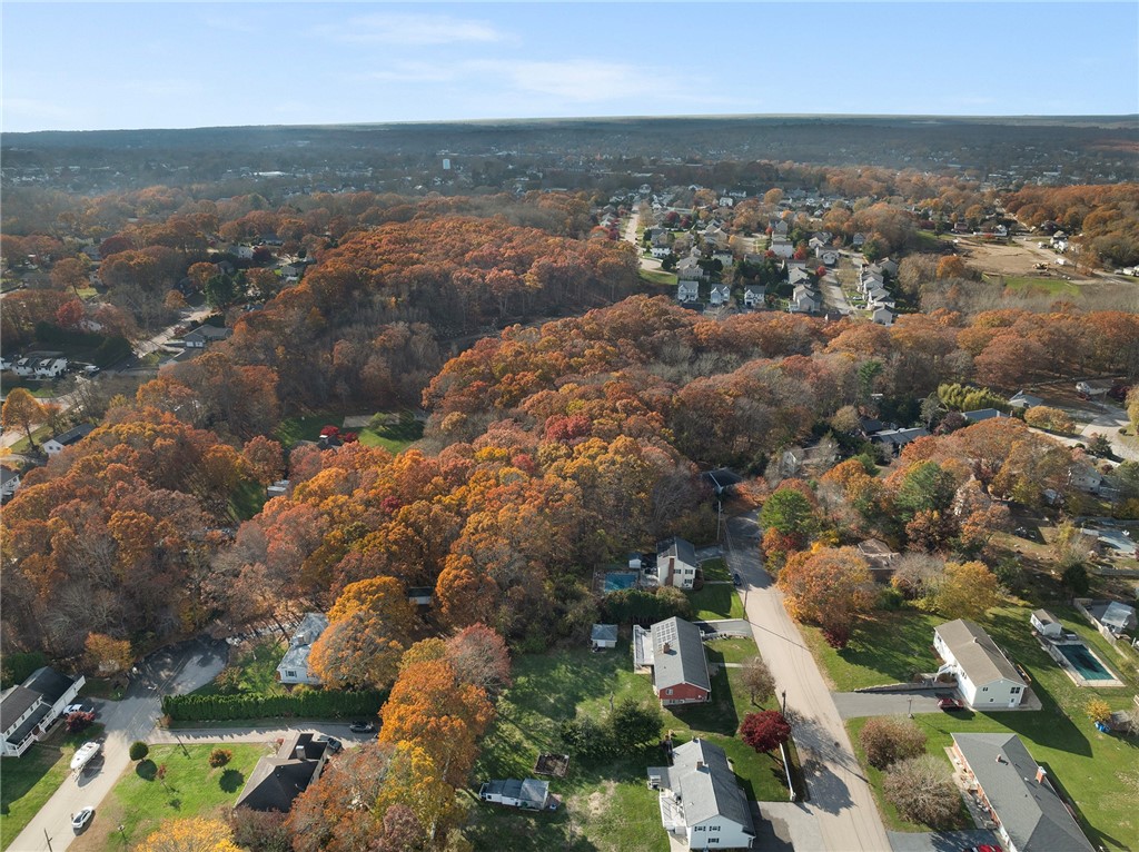 0 Off Iroquois Avenue