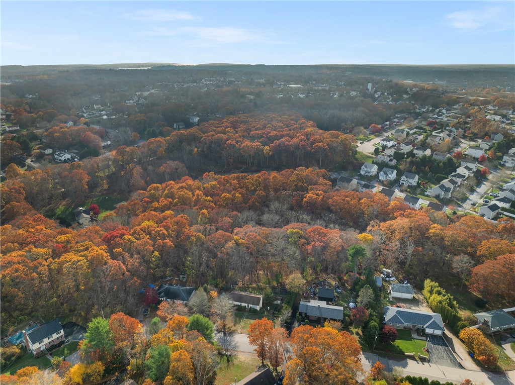 0 Off Iroquois Avenue