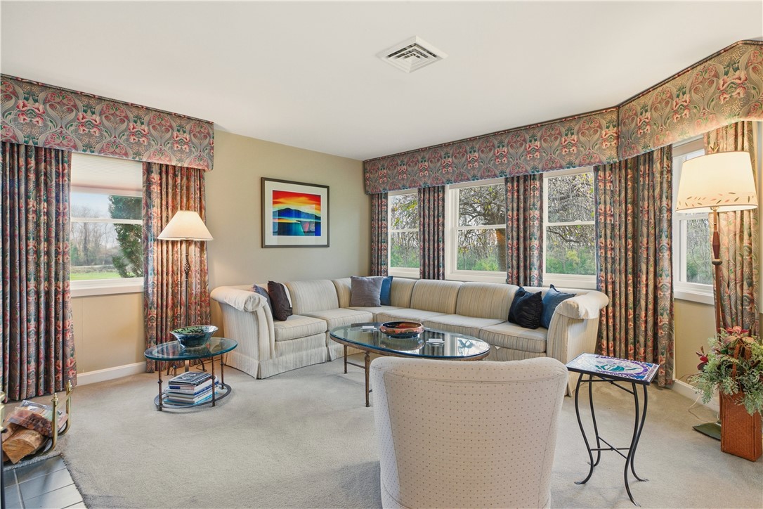 41 Lawton Brook Lane