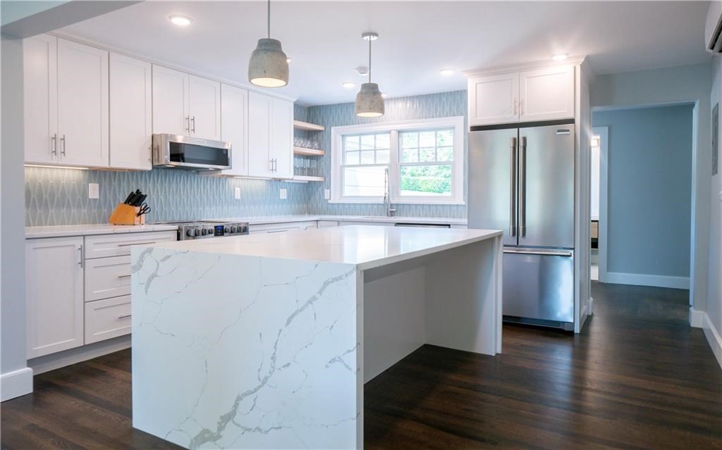 118 Ruggles Avenue 101