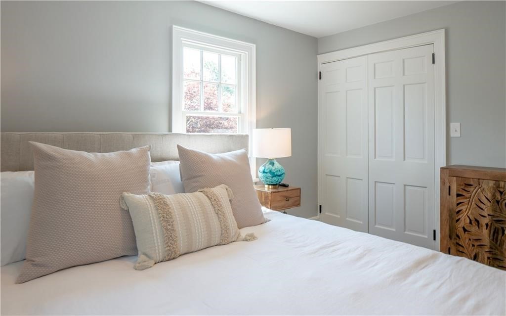 118 Ruggles Avenue 101