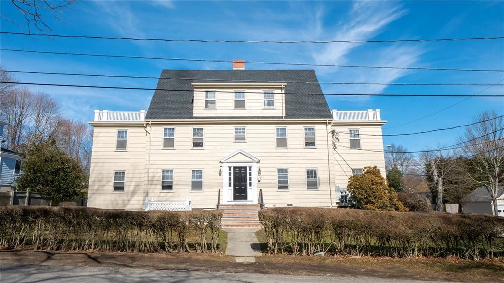 118 Ruggles Avenue 101