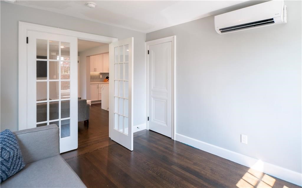 118 Ruggles Avenue 101