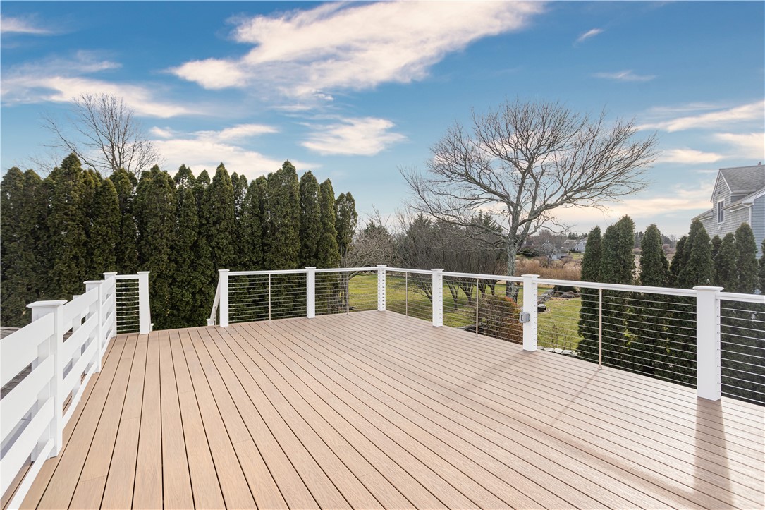 121 Driftwood Drive