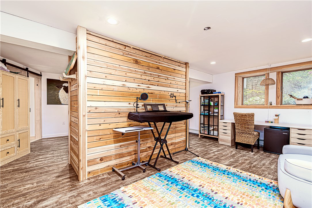 124 Biscuit City Road