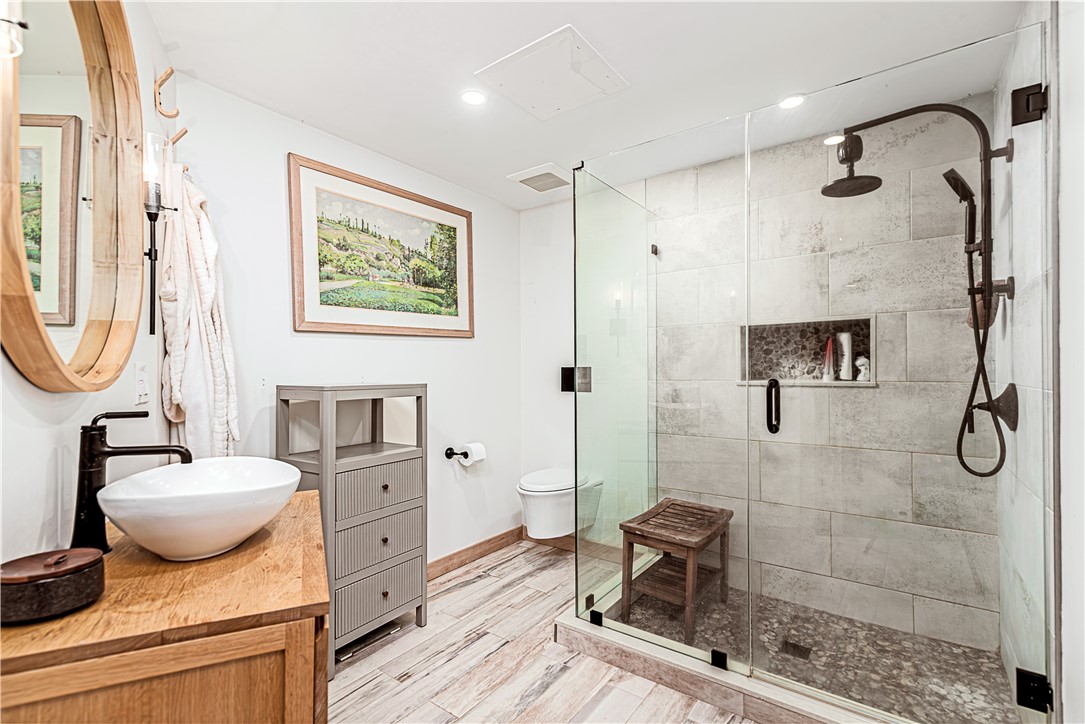 124 Biscuit City Road