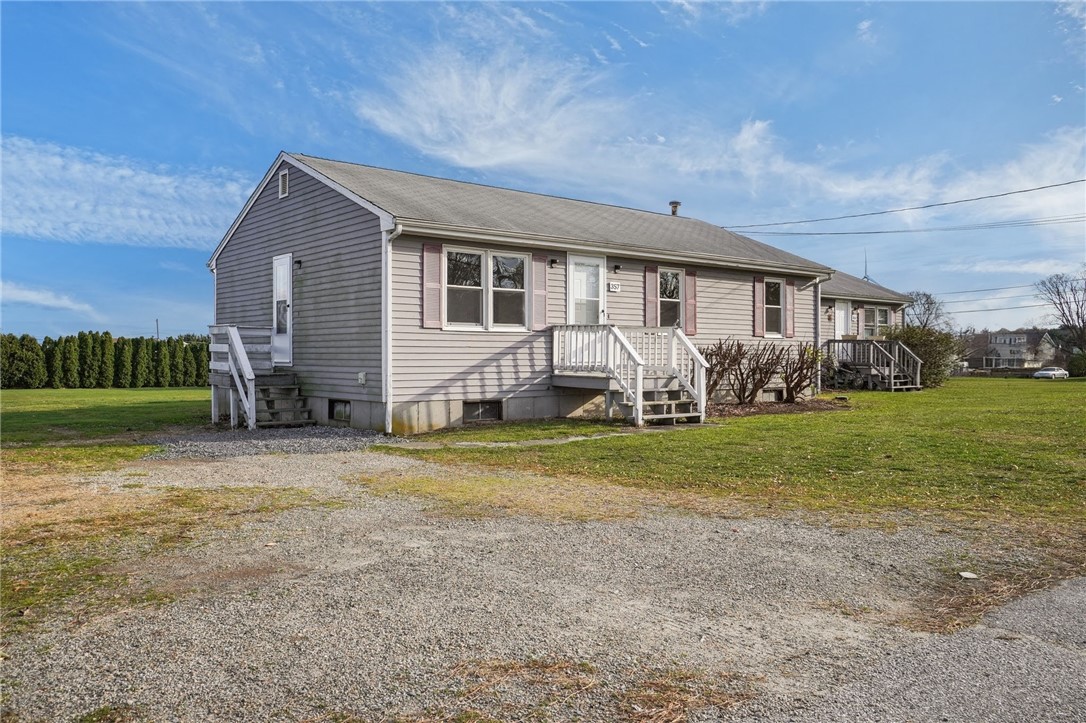 355 Bristol Ferry Road 1