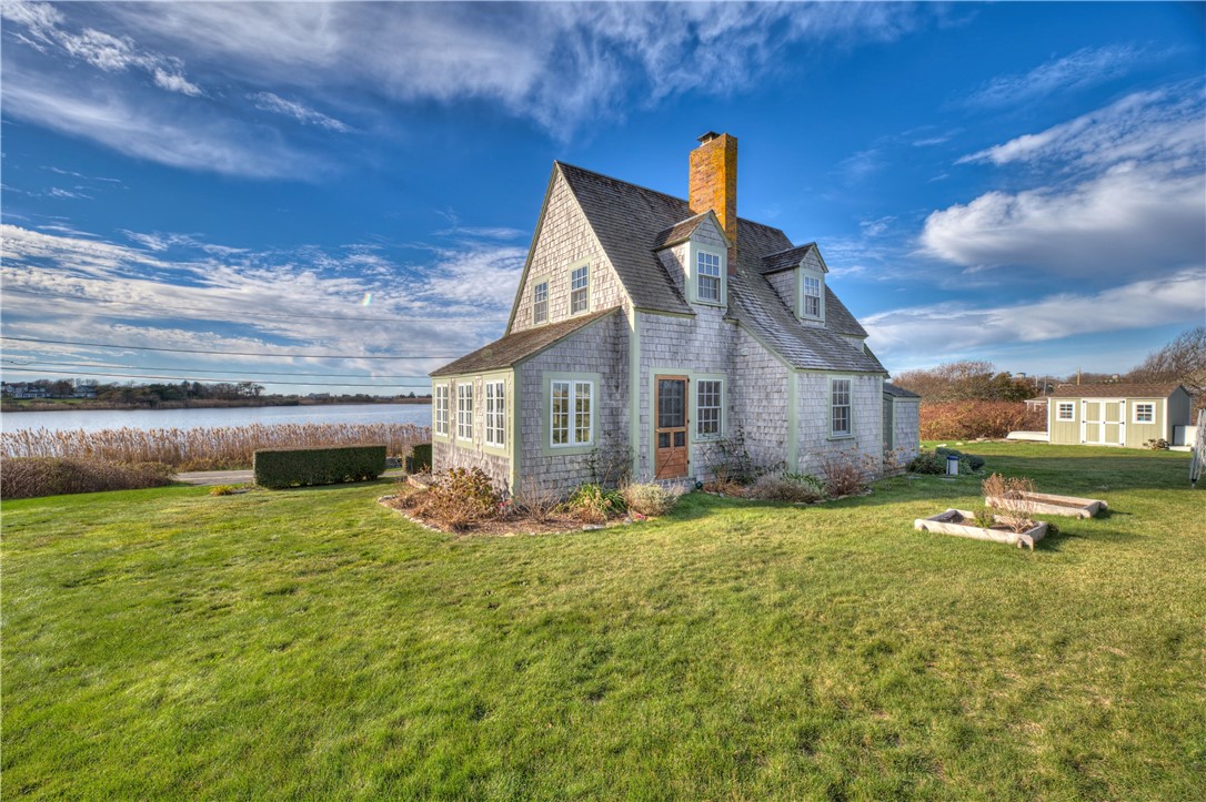 44 Round Pond Road