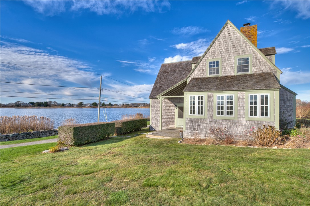 44 Round Pond Road