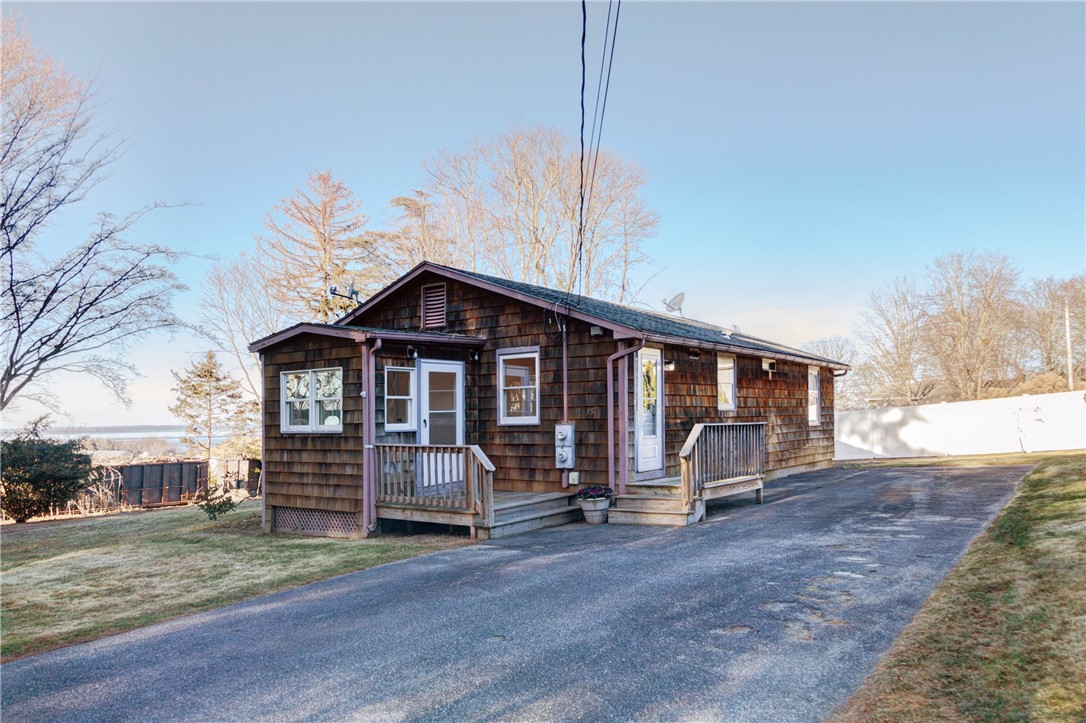 35 Corys Court