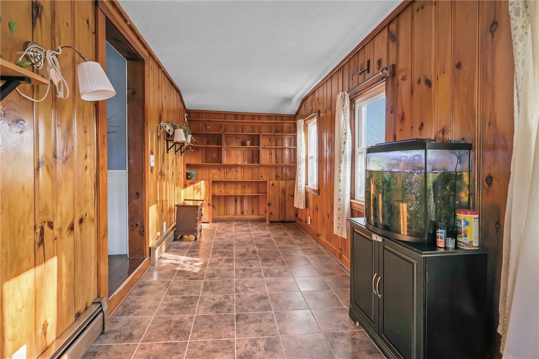 12 Vintner Avenue