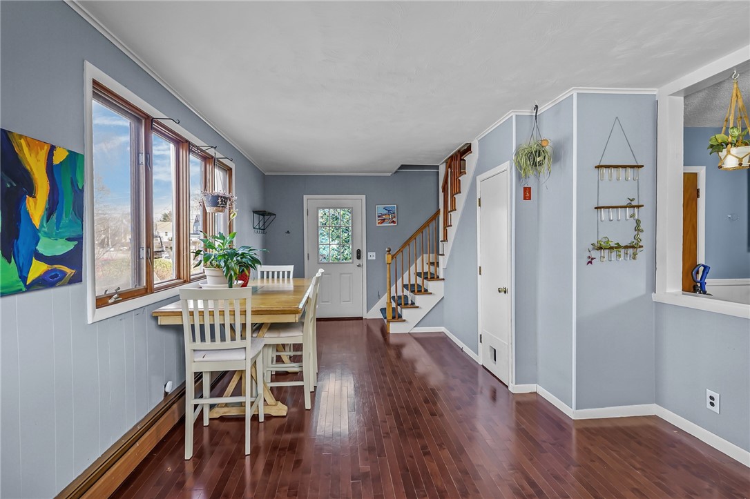 12 Vintner Avenue