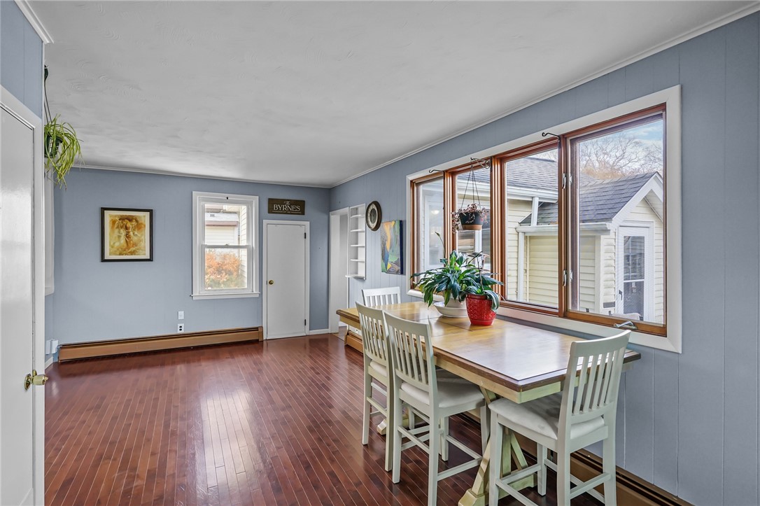 12 Vintner Avenue