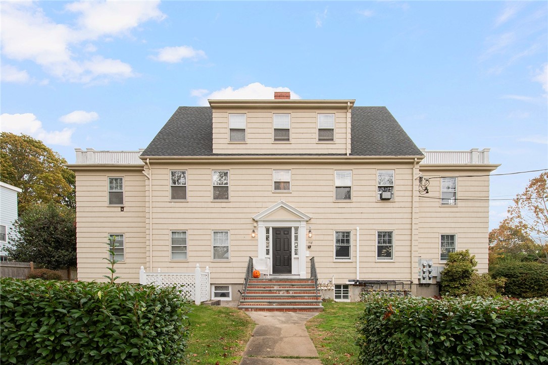 118 Ruggles Avenue 202