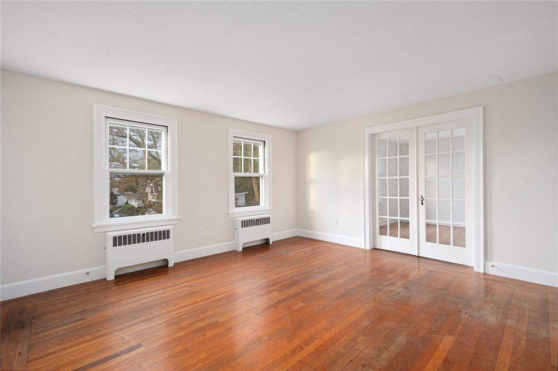 118 Ruggles Avenue 202