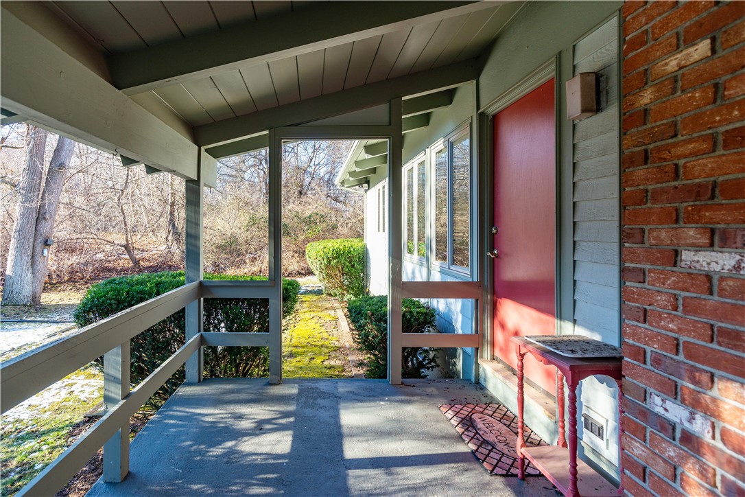 35 Sunset Avenue