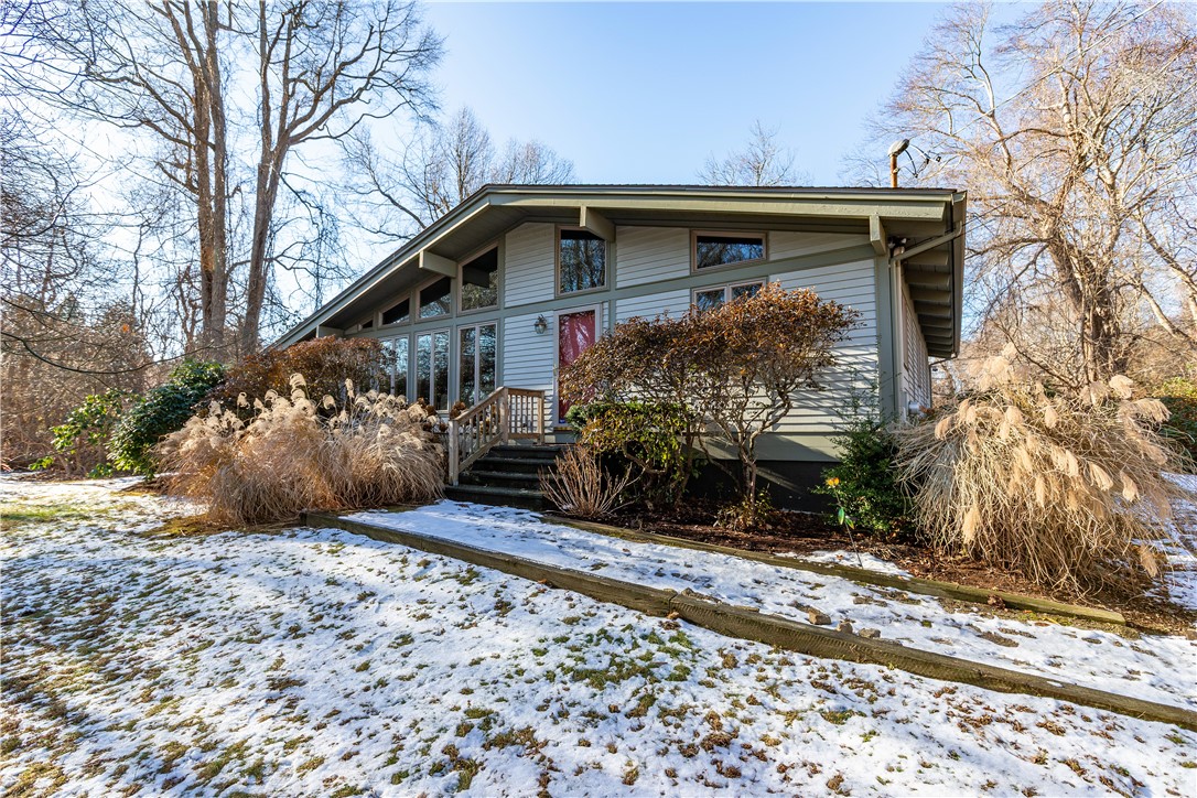35 Sunset Avenue