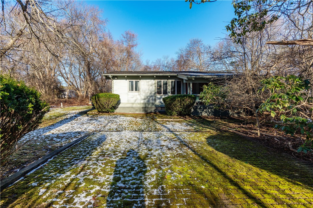 35 Sunset Avenue
