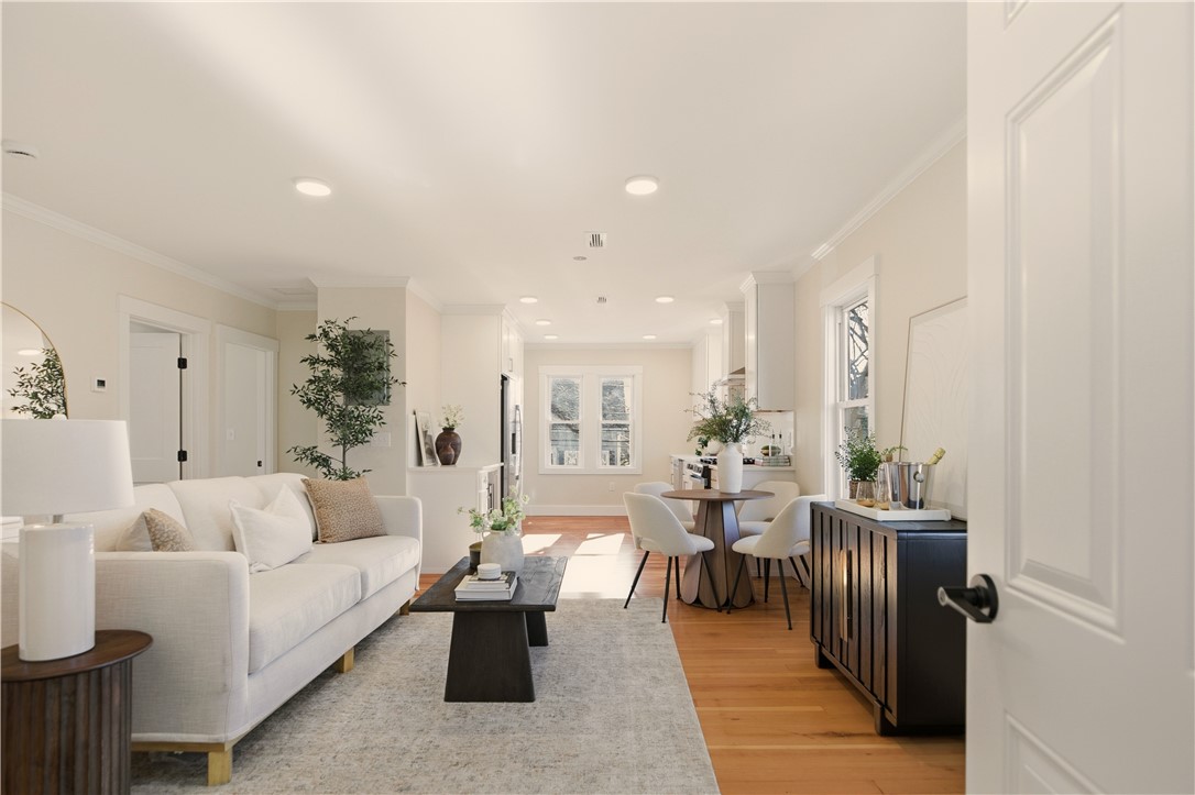 85 Bay View Avenue 2