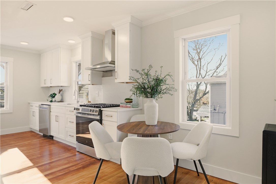 85 Bay View Avenue 2