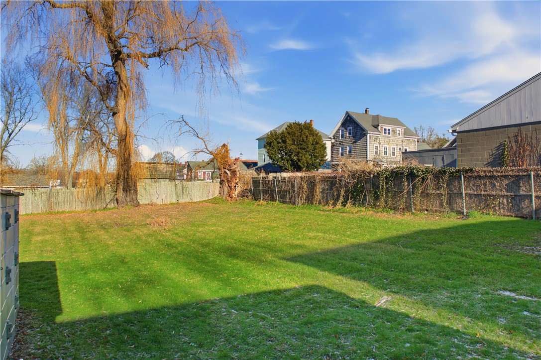 85 Bay View Avenue 2