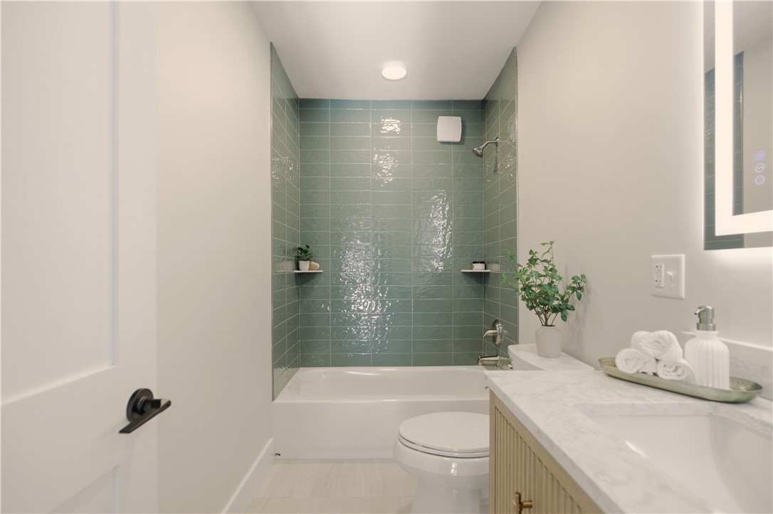 85 Bay View Avenue 2