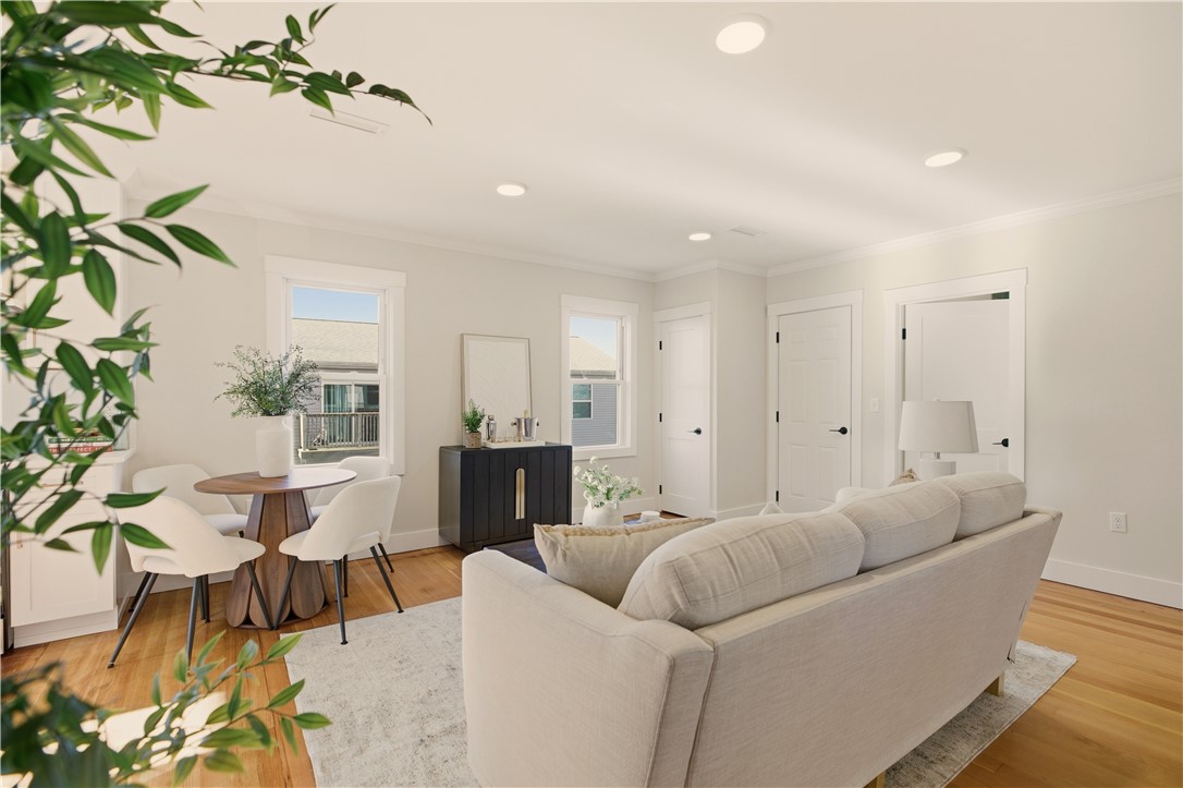 85 Bay View Avenue 2