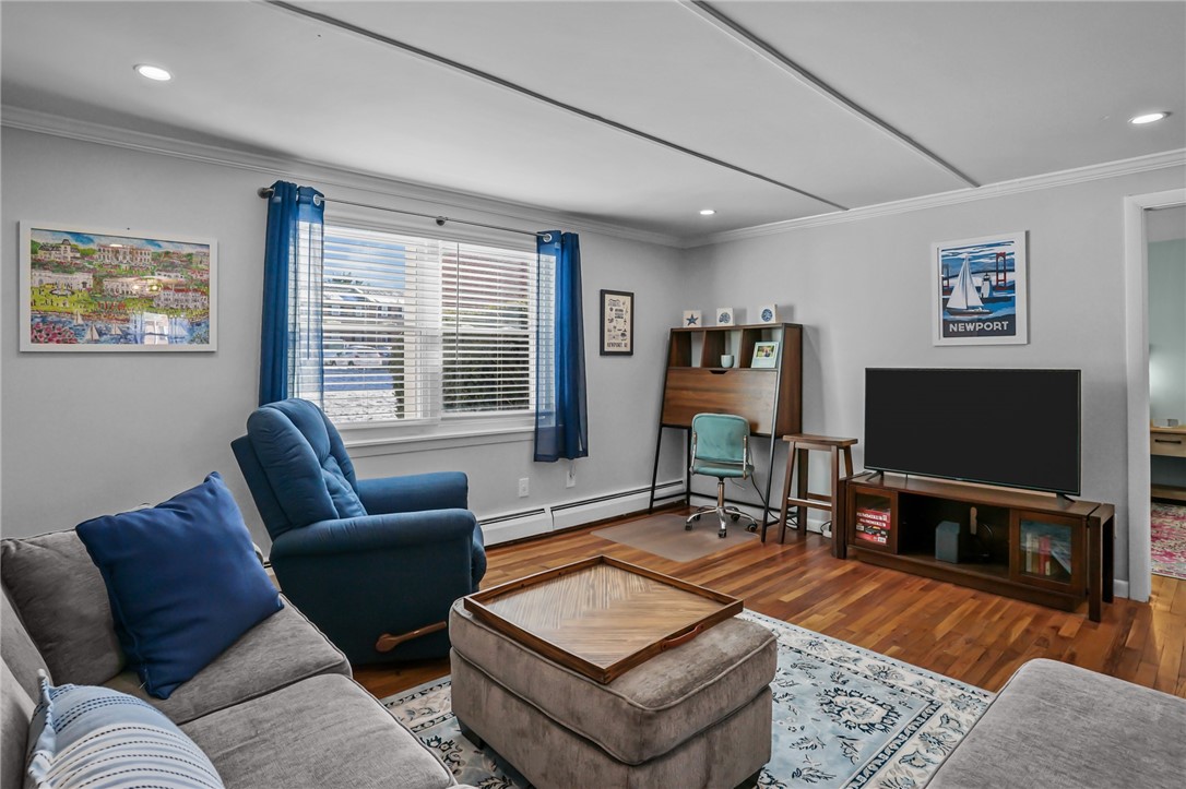 70 Carroll Avenue 310