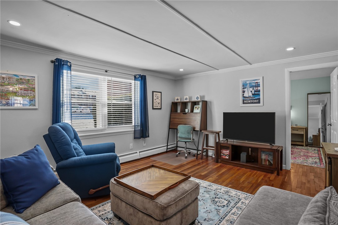 70 Carroll Avenue 310