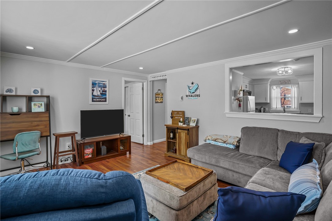 70 Carroll Avenue 310