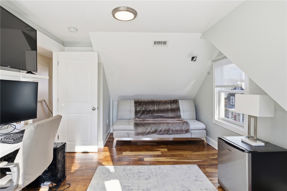 15 Vaughan Avenue