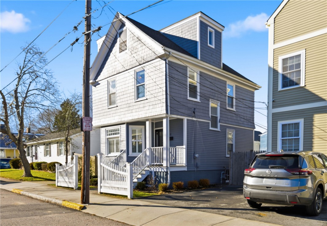 15 Vaughan Avenue