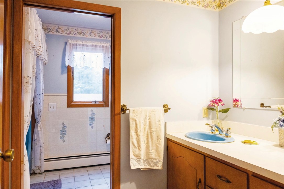 22 GROVE AVENUE Avenue