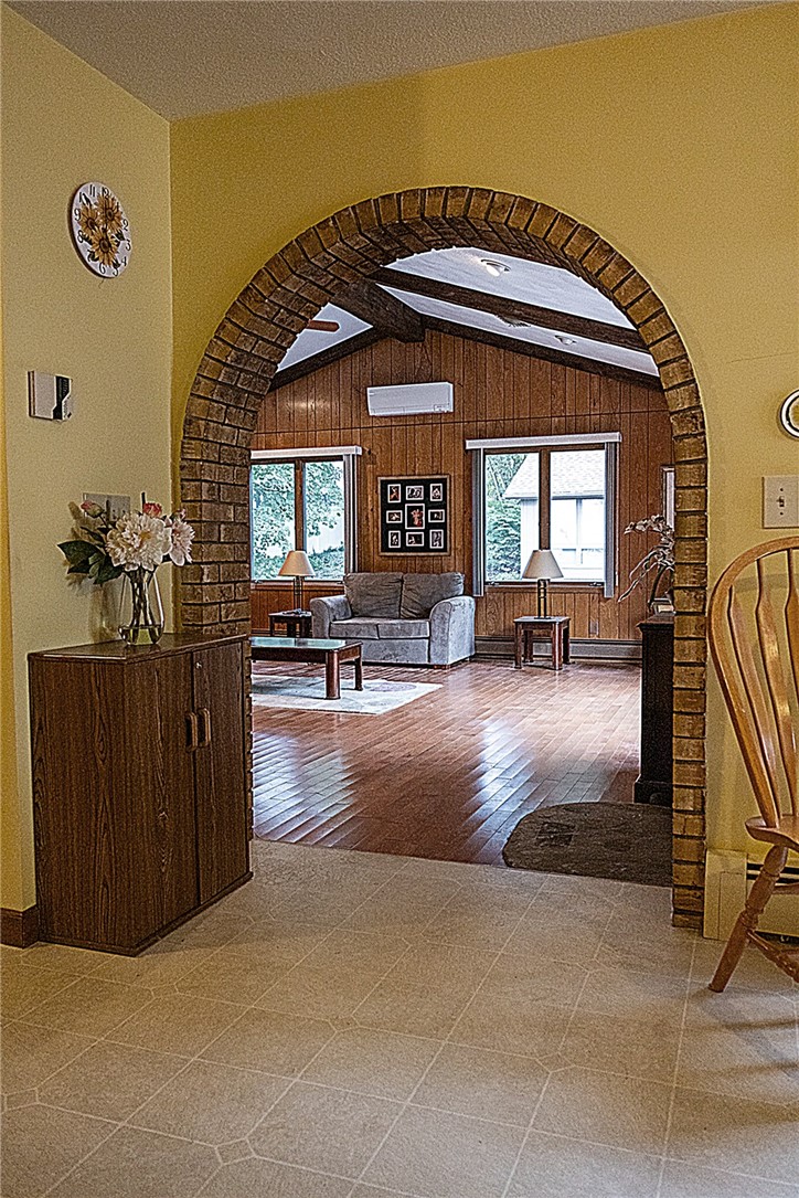 22 GROVE AVENUE Avenue