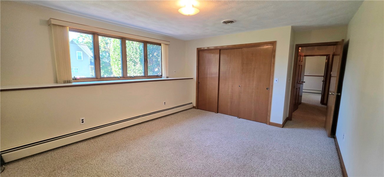 22 GROVE AVENUE Avenue