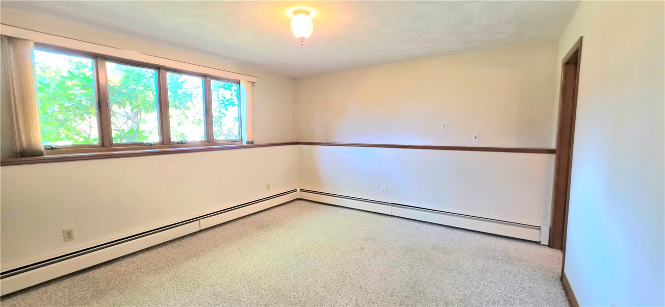 22 GROVE AVENUE Avenue